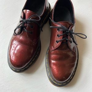 DR. MARTENS 1461 Patent Leather Womens Shoes  Black Cherry